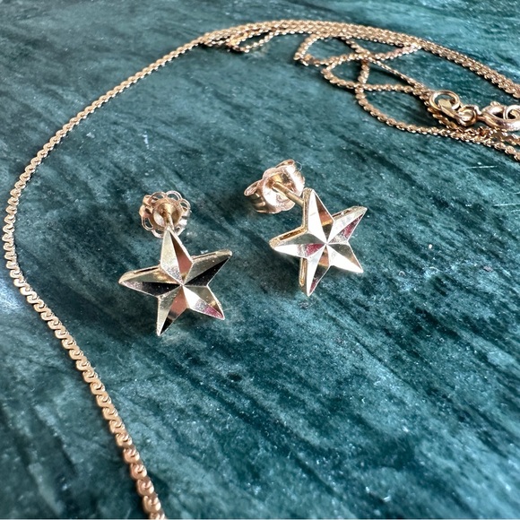 14K solid gold earrings and pendant set with chain - Picture 3 of 7